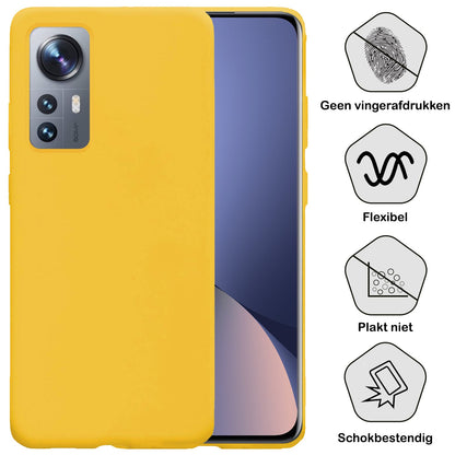 Forterra Xiaomi 12 Hoesje Siliconen Backcover Lichtgewicht - Geel